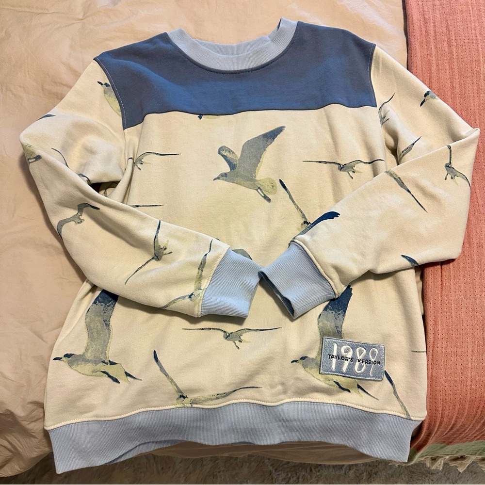 1989 (Taylor's Version) Seagull Crewneck